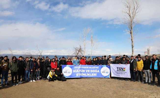 Van Büyükşehir Belediyesinden doğa yürüyüşü etkinliği